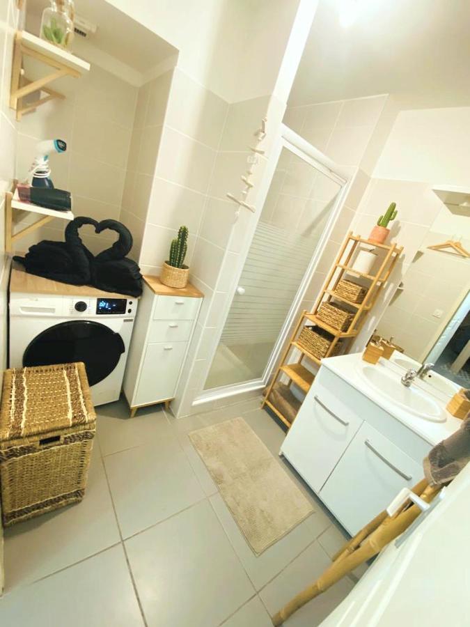 Appartcosy Emplacement Ideal Avec Terrasse & Parking Prive Nîmes Buitenkant foto